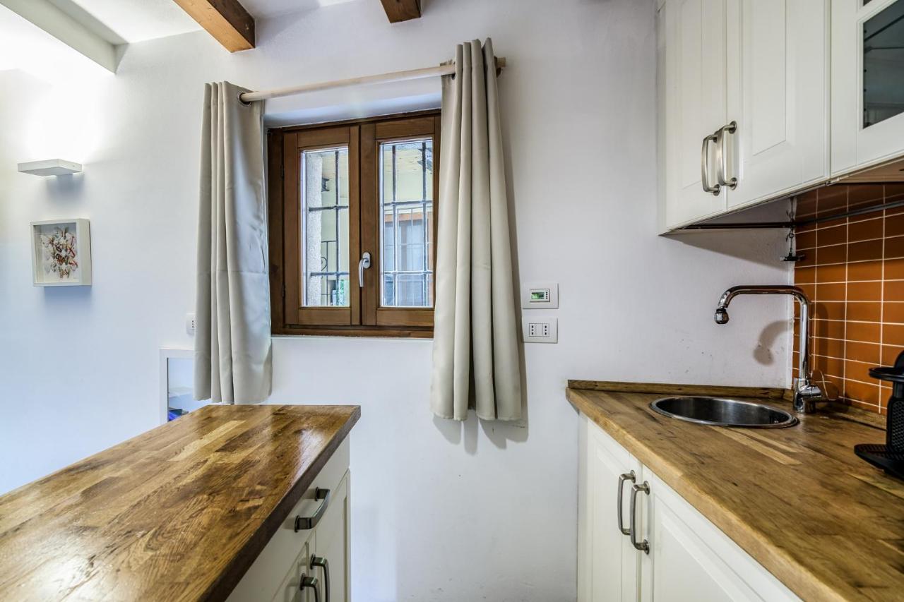 Secret Navigli Suite Милано Екстериор снимка